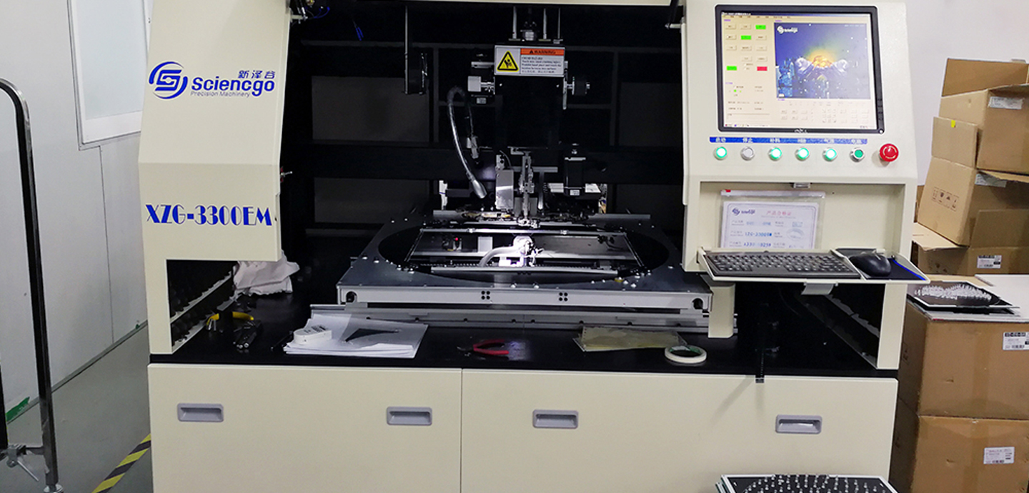 Equipamentos de produ&ccedil;&atilde;o de lumin&aacute;rias